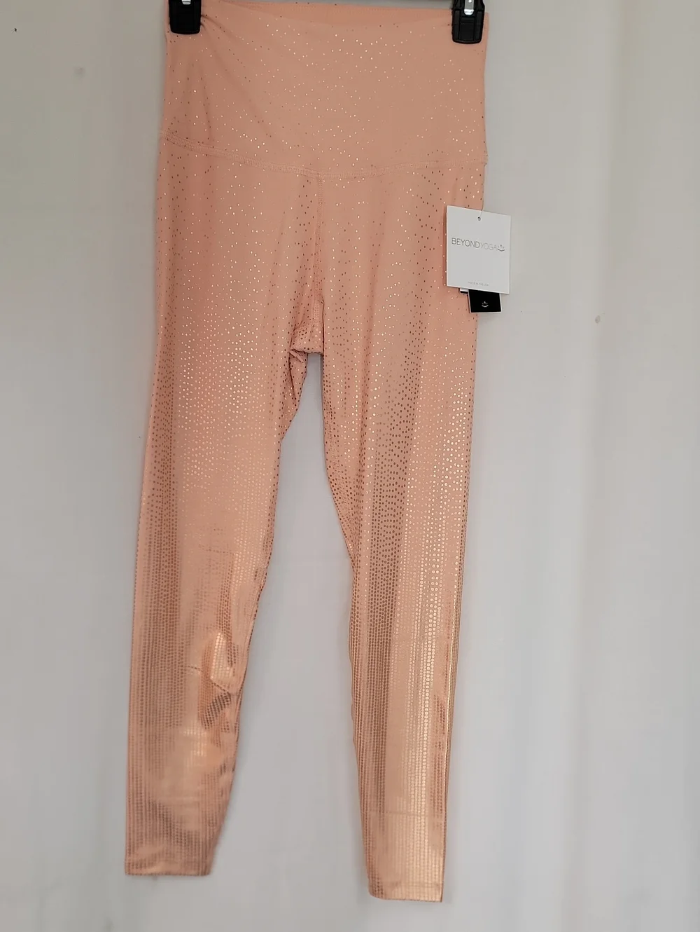 Beyond Yoga Womens Peach Metallic Leggings with Shimmer